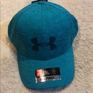 NWT UnderArmour hat